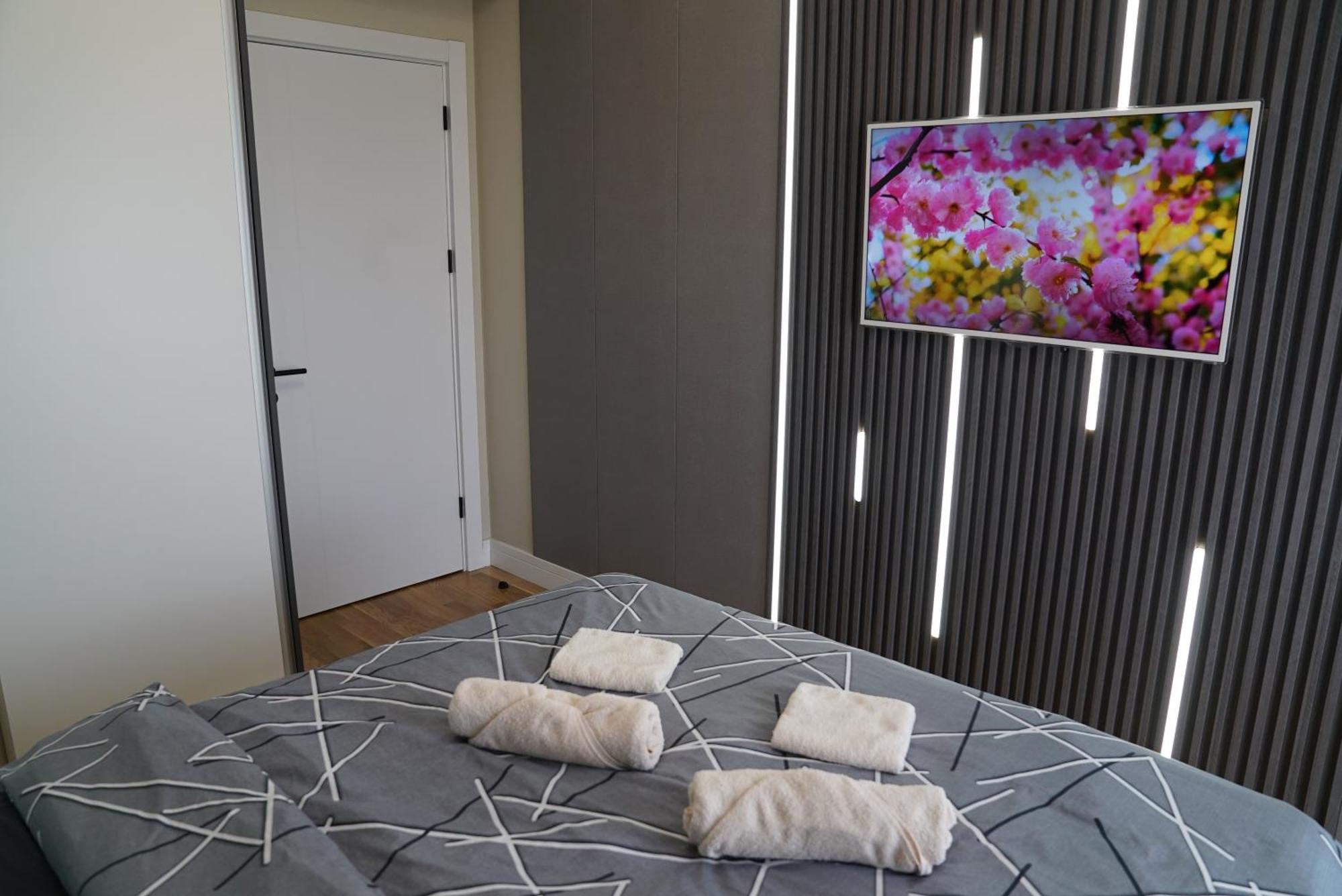 Diamond 72 Apartment , Skopje City - Center, Diamond Residences, Free Parking Bagian luar foto