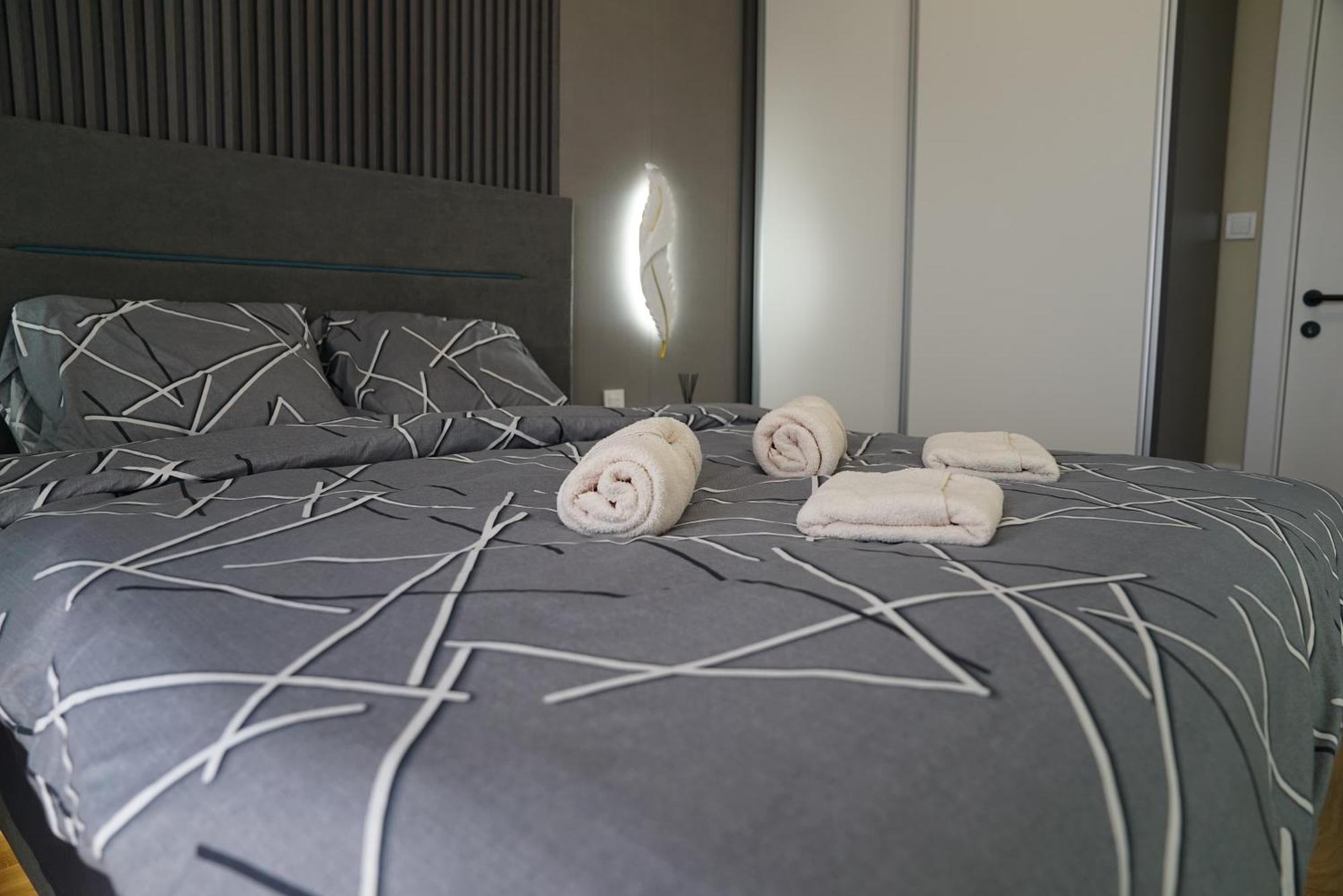 Diamond 72 Apartment , Skopje City - Center, Diamond Residences, Free Parking Bagian luar foto