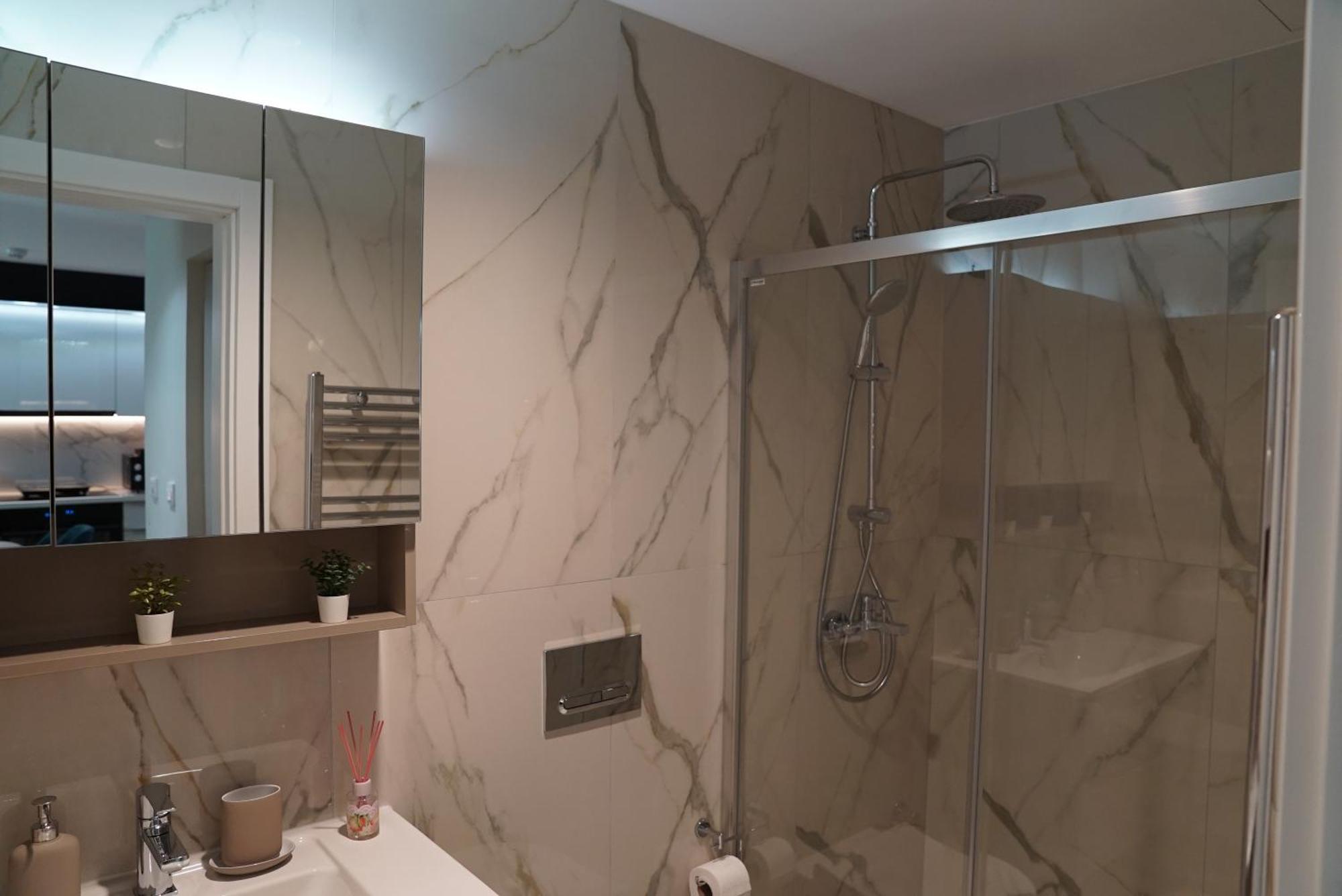 Diamond 72 Apartment , Skopje City - Center, Diamond Residences, Free Parking Bagian luar foto